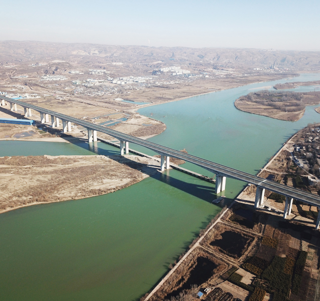 2-山西晉蒙黃河大橋全長2178米，是...